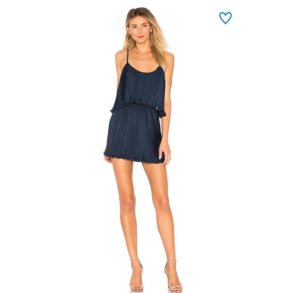 superdown tawnie cami dress in navy blue size S
